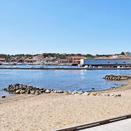Holiday Skjærhollen